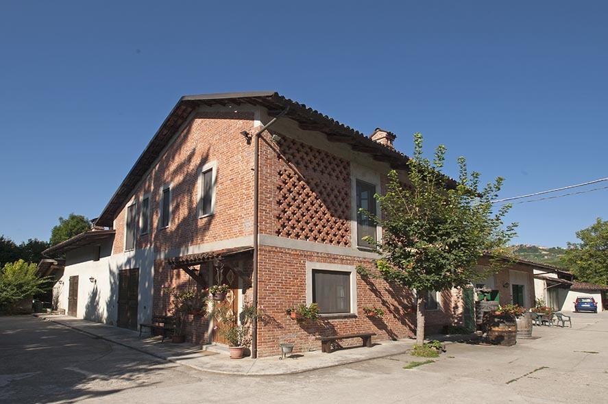Cascina Ballarin La Morra Exterior foto